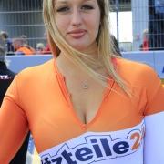 Gridgirls_GTMasters_Oschersleben2017_016