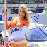 Gridgirls_GTMasters_Oschersleben2017_042