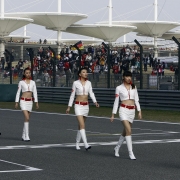 Gridgirls, F1 GP China in Shanghai, 17.04.10 Foto: mspb/Lukas Gorys Tel&Fax: +49 (0) 75852679 Mobil: +49 (0) 1717076883 email: tm@motorsportpressebild.de Schiessstattstr. 8 88356 Ostrach Germany Bank: Landesbank Ostrach BLZ 65351050 Kto.Nr. 749 529