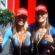 Girls beim Formel 1 GP Europa 2001 Photo: Thomas Melzer Tel&Fax: +49 (0)75852679 Mobil: +49 (0) 1717076883 Mobil: +49 (0) 1716379711 www.motorsportpressebild.com Schiessstattstr. 8 88356 Ostrach Germany