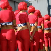 Grid Girls beim Formel 1 GP Italien 2001 Photo: Thomas Melzer Tel&Fax: +49 (0)75852679 Mobil: +49 (0) 1717076883 Mobil: +49 (0) 1716379711 www.motorsportpressebild.com Schiessstattstr. 8 88356 Ostrach Germany