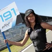Gridgirls_WTCC_Nuerburgring_2017_017